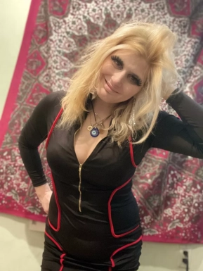 @mscurvyariesmore